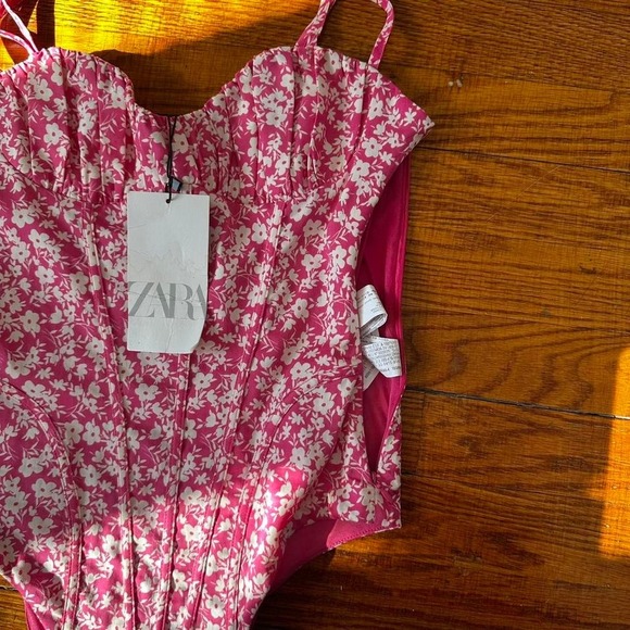 XS NWT Floral Zara Hot Pink One Piece Structured Corset Bustier Top - Picture 3 of 4